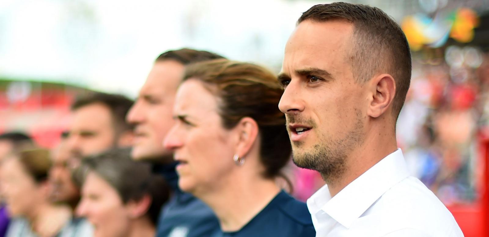 Round-Up: England 1-2 Japan