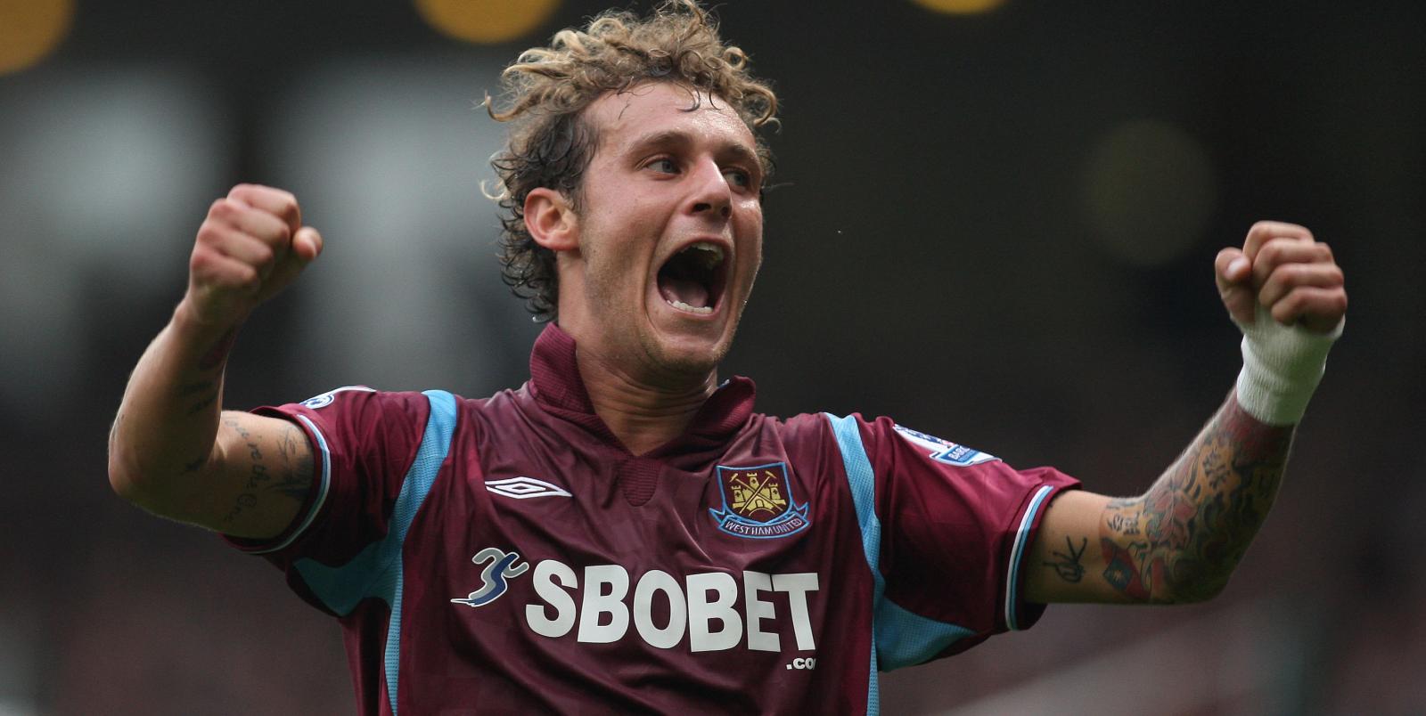 Watford line up tenth signing with ex-West Ham ace