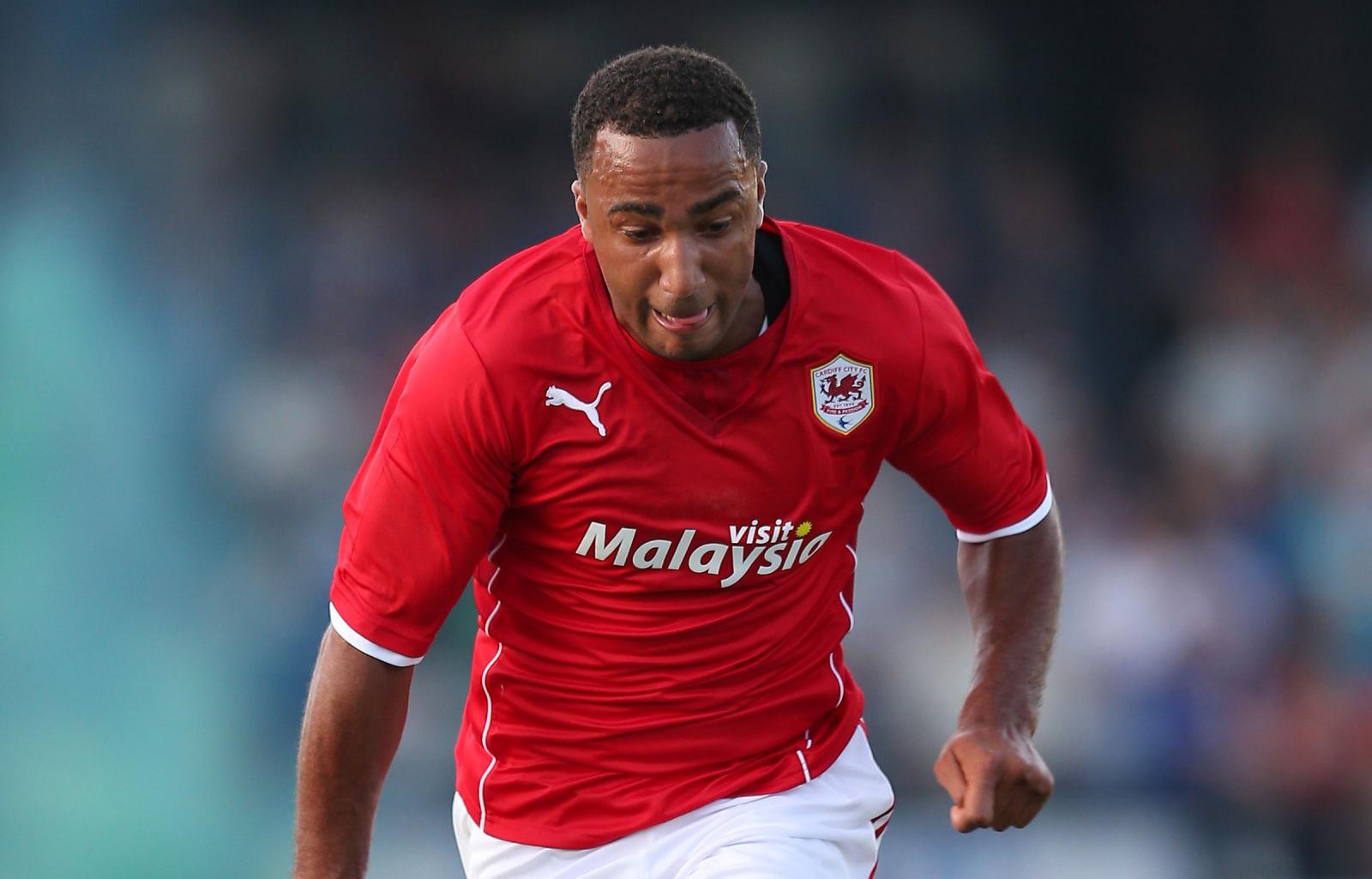 MK Dons snap up former West Ham striker