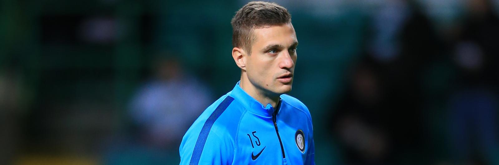 Everton and Aston Villa to fight for ex-Man Utd fan favourite