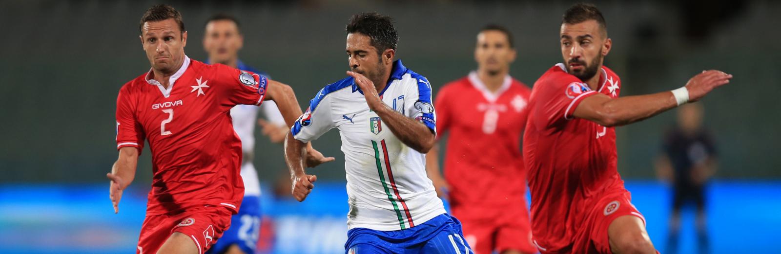 Premier League leaders launch improved £10m offer for Italy international hitman
