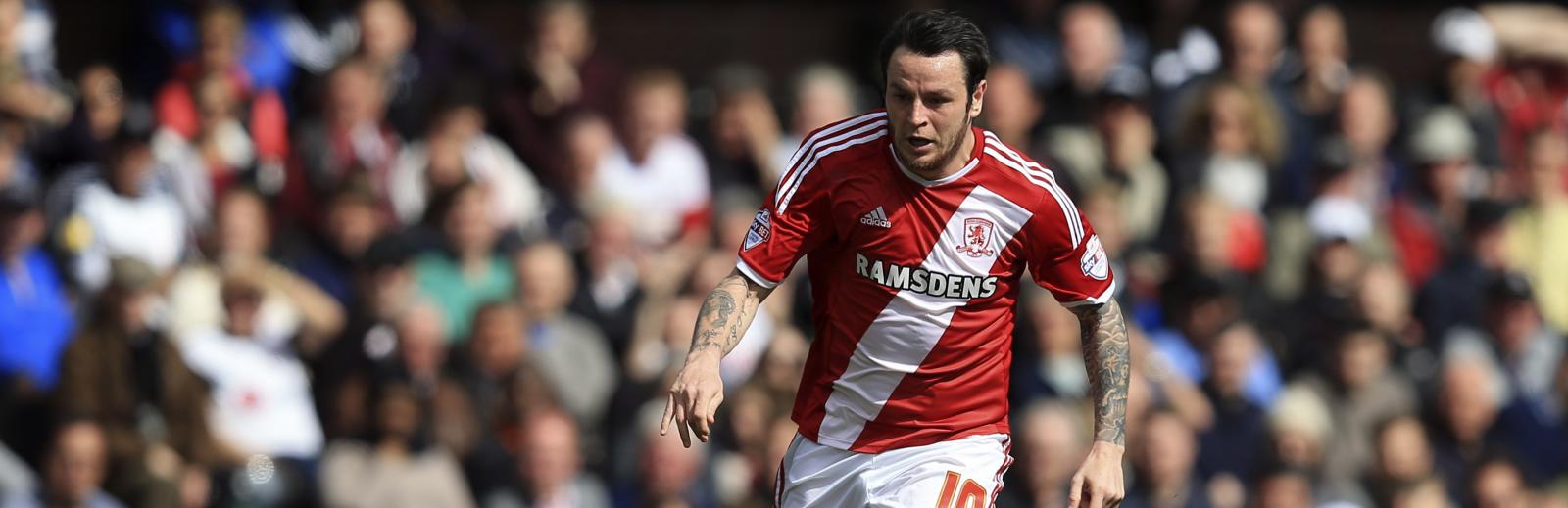 Premier League newboys’ £3m summer signing seeks Leeds United switch
