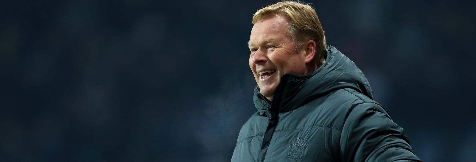 Everton in talks over deal for international midfielder