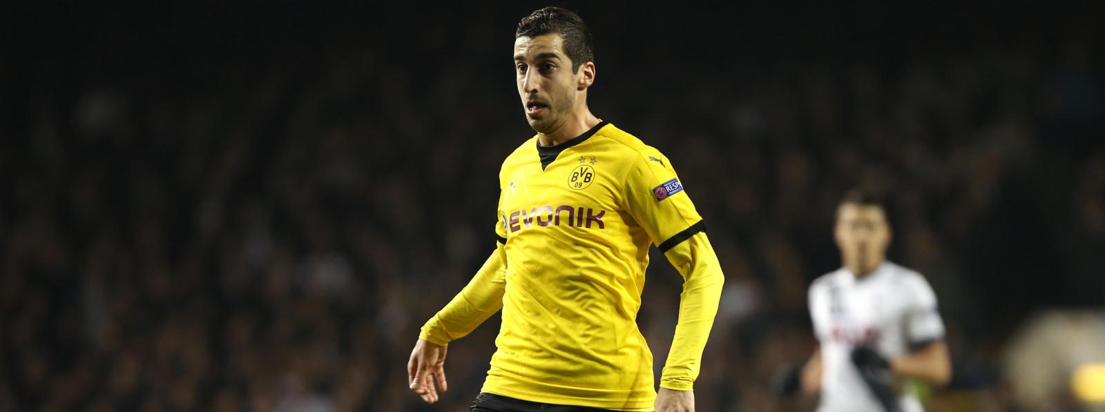 Manchester United complete £26.3m signing of Henrikh Mkhitaryan