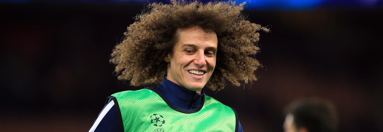 Chelsea re-sign Brazil star for £30m from Paris Saint-Germain