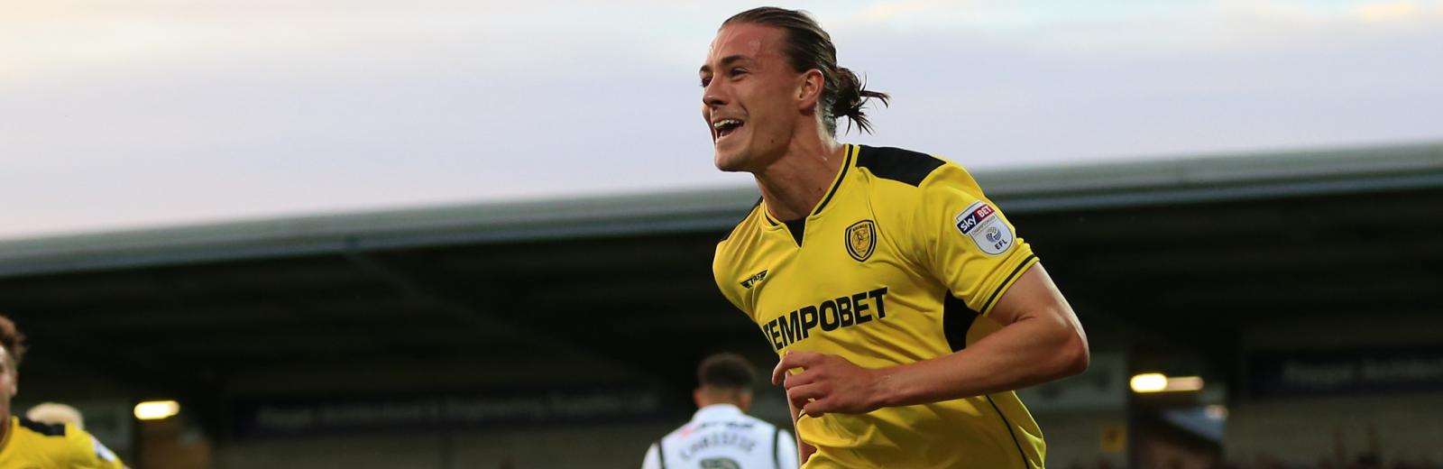 Championship Round-Up: Barnsley hammer Rotherham 4-0, leaders Huddersfield edge past Wolves