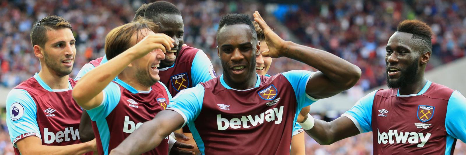 Premier League Head-to-Head: Michail Antonio (West Ham United) vs Charlie Austin (Southampton)