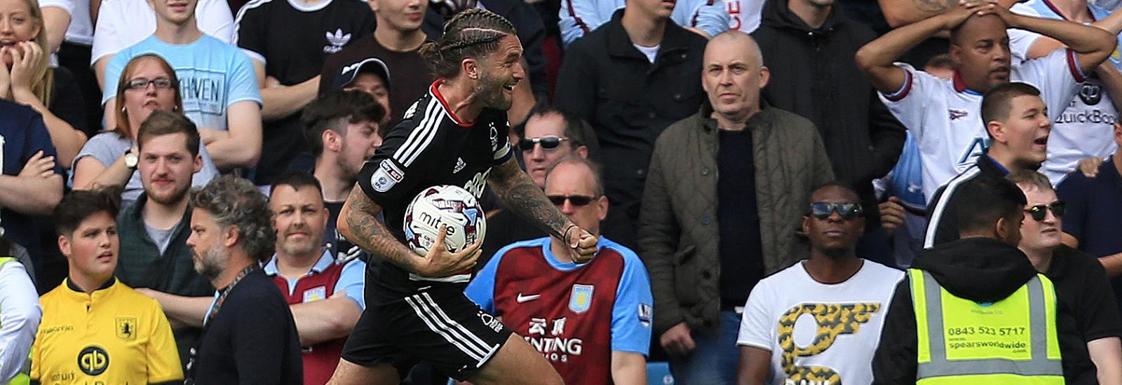 Championship Round-Up: Leaders Huddersfield establish four-point lead, Brentford shock Brighton