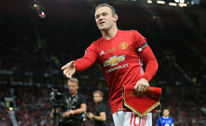 Why Everton and West Ham target Wayne Rooney should remain at Old Trafford