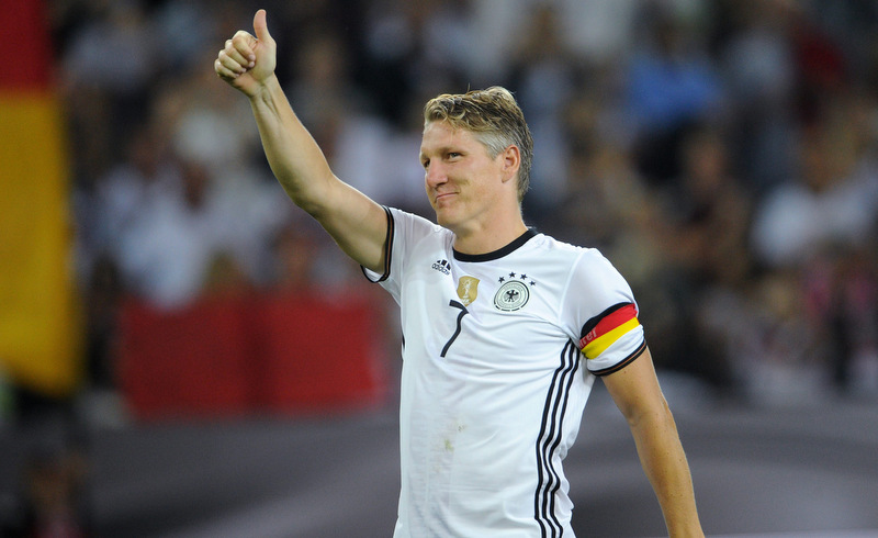 Newcastle fans react to Schweinsteiger transfer story