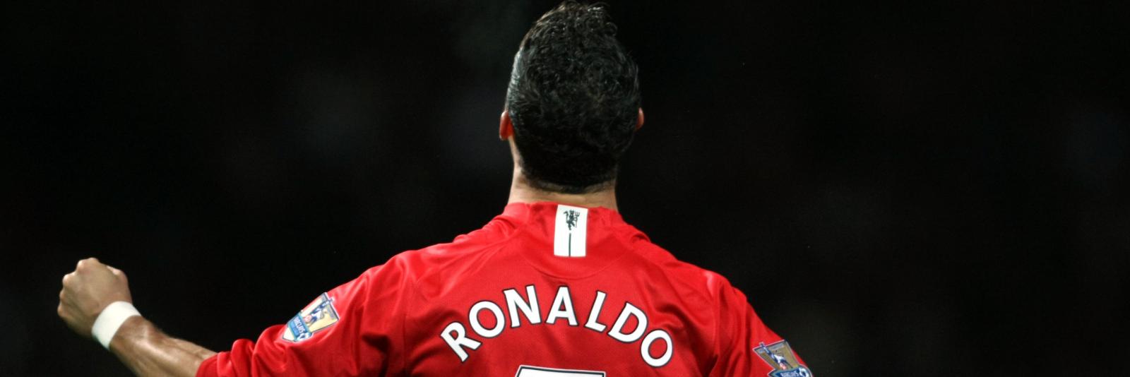 Manchester United legend: Ashley Cole is the toughest opponent I’ve faced