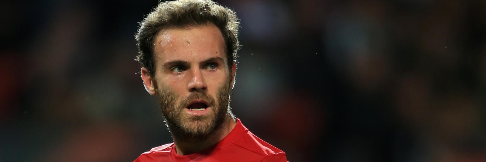 Manchester United eager to wrap up deal for 34-goal midfielder
