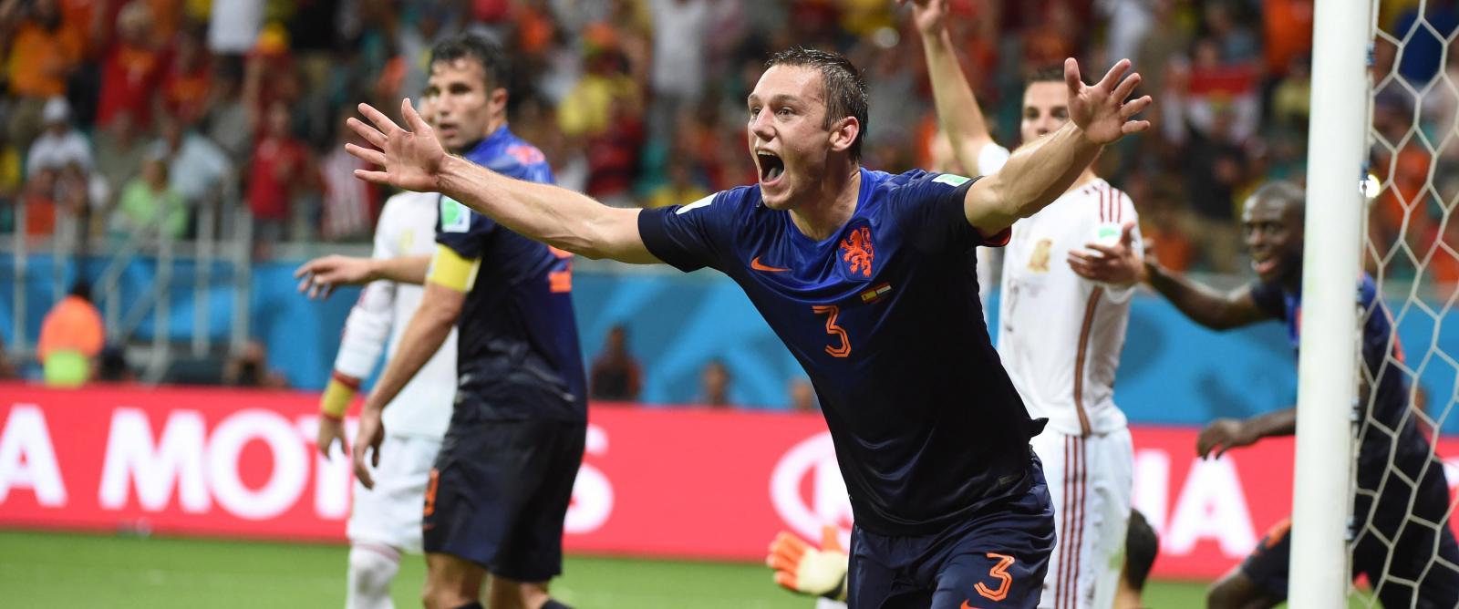 Arsenal considering move for key Chelsea target