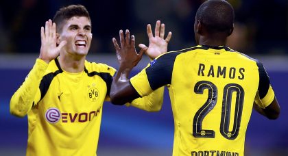 Liverpool target signs new deal