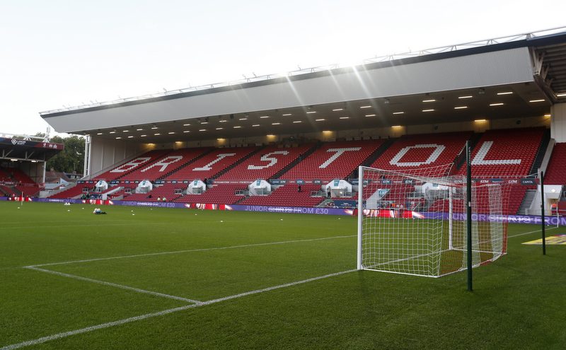 Agg signs for Vixens as Spring Series approaches