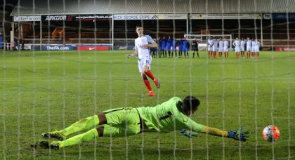 Everton target Sheffield Wednesday’s 17-year-old starlet
