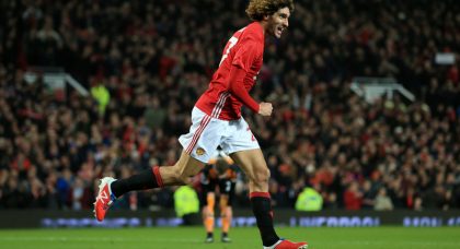 Manchester United trigger Fellaini’s contract extension