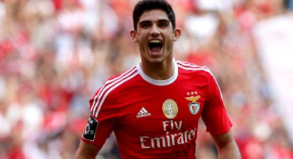 United close in on Arsenal target