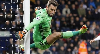 Pulis praises goalkeeper as West Brom show fighting spirit