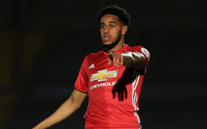 Chesterfield snap up ex-Manchester United defender Sadiq El Fitouri