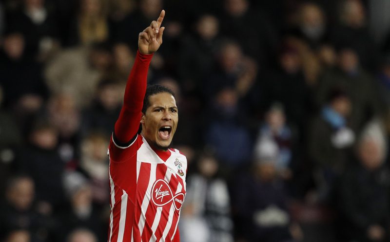 Southampton stamp £70m price-tag on in-demand defender Virgil van Dijk