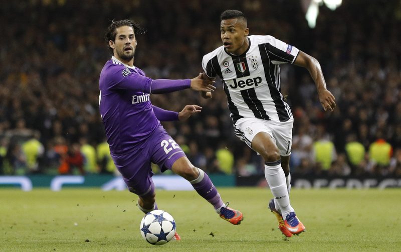 Chelsea must splash out £52m for Juventus full-back Alex Sandro