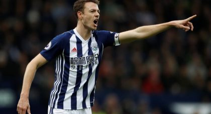Manchester United battling rivals Manchester City to re-sign defender Jonny Evans