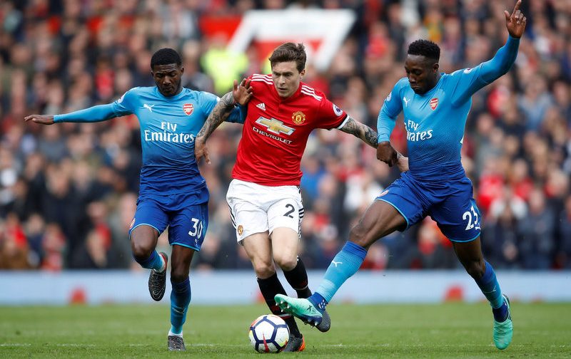 Wolves preparing shock loan offer for Manchester United’s £31m defender Victor Lindelöf