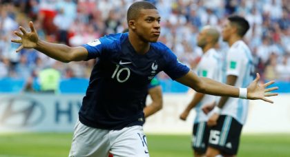 2018 FIFA World Cup Final: Mbappé (France) v Mandžukić (Croatia)