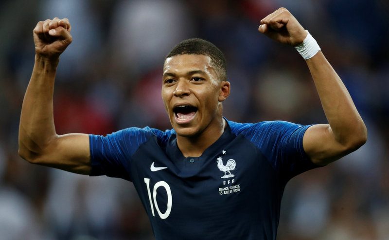 Top 5 Euro 2020 Golden Boot contenders… including England star