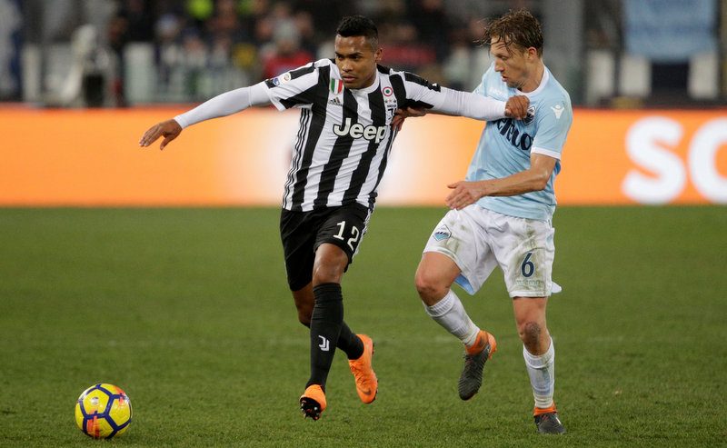 Manchester United ‘agree personal terms’ with Juventus’ £53m full-back Alex Sandro