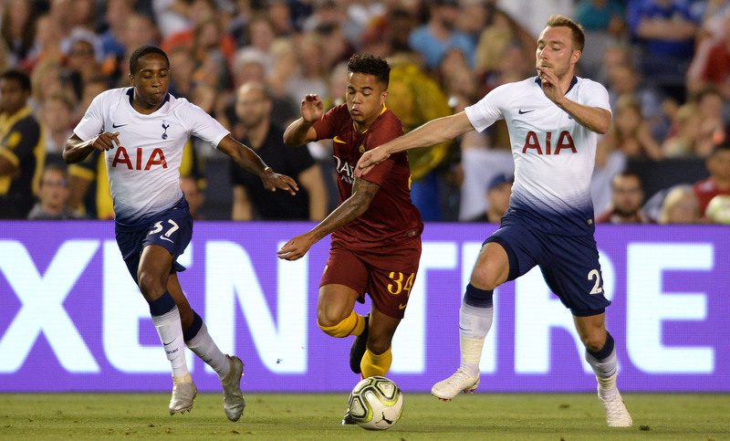 Manchester United move “too big a jump” for Justin Kluivert, says legendary father Patrick