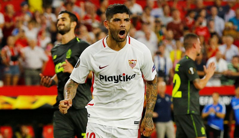 Arsenal to go back in for Sevilla midfielder Ever Banega