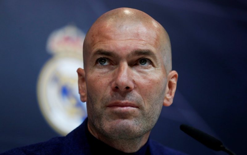 Manchester United put Zinedine Zidane on Standby