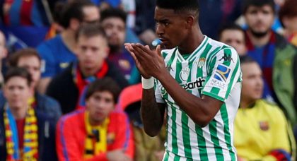 Manchester United to bid £30million for Real Betis full-back Junior Firpo