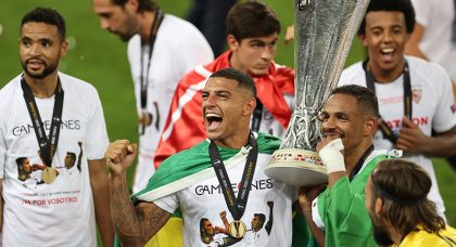 Liverpool and Manchester United both keen on signing Sevilla defender Diego Carlos