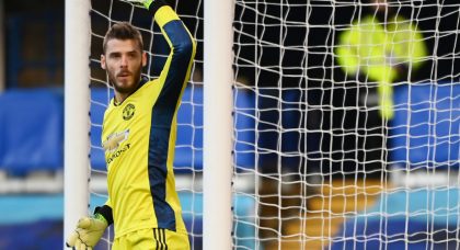 Manchester United prepare offer for former Arsenal man to replace veteran Spanish ‘keeper