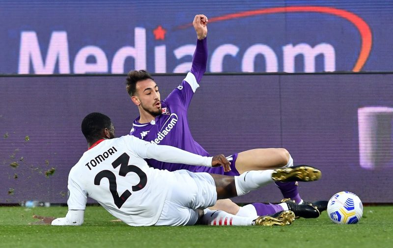 Club legend meets with Chelsea outcast in bid to persuade defender to make permanent transfer