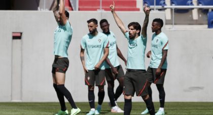 Manchester United plot to hijack Arsenal’s midfielder move
