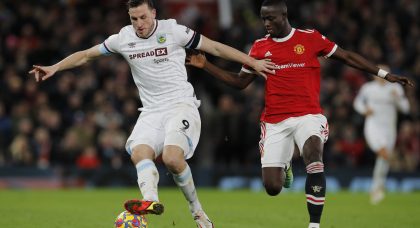Fulham make offer for Manchester United defender