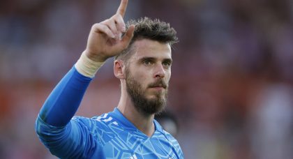 Man United plotting shock move for veteran goalkeeper