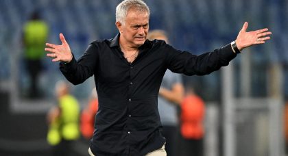 Former Chelsea manager keen to lure current Blues defender to new club