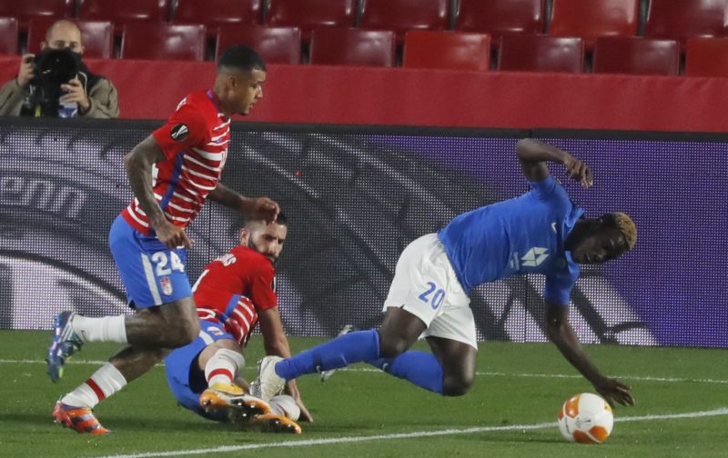 Chelsea complete £10 million deal for striker