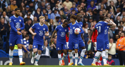 £111 million Chelsea star offered shock Premier League move