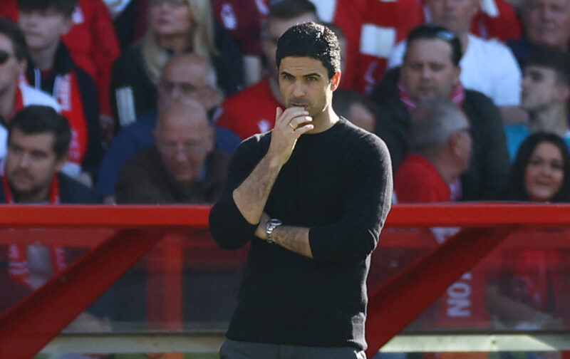 Arsenal agree deals to sell two players