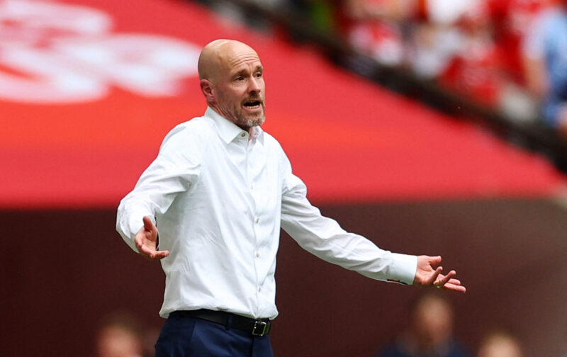 Manchester United hoping to hijack Spurs move for Premier League star