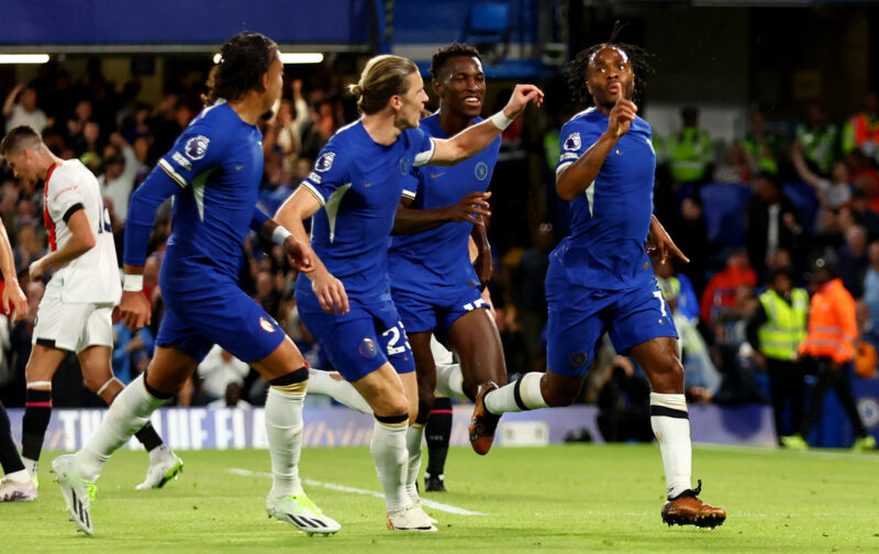 Chelsea star happy to extend stay with boyhood club
