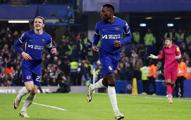 Door opens for Spurs to sign Chelsea star