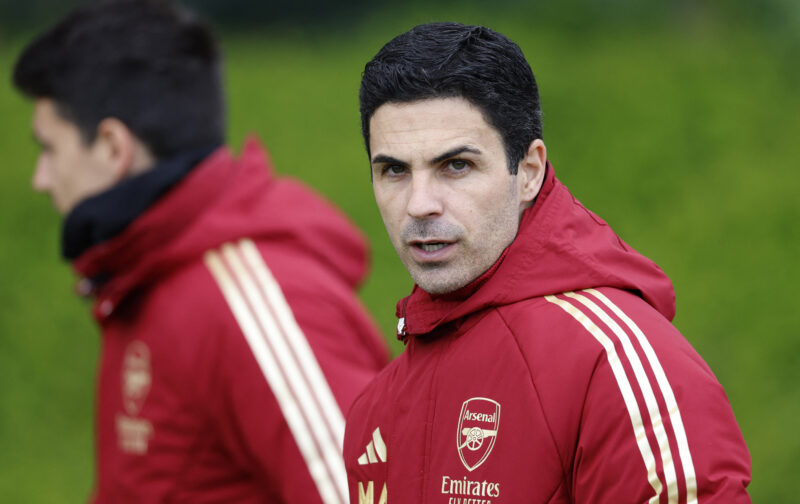 Arsenal remain interested in Premier League midfielder