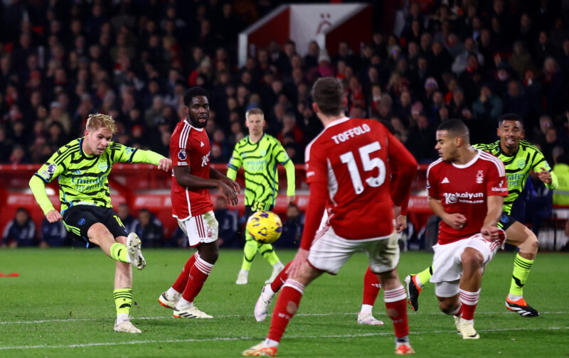 Arsenal star completing move to London rivals